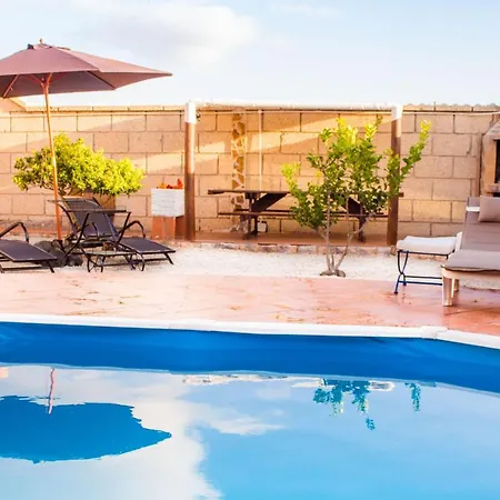Platanito House Villa *
