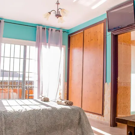 Platanito House Villa *